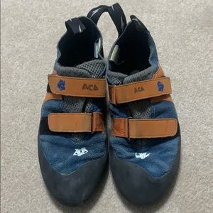 Evolv Climbing Shoes